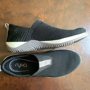 Ryka Echo Knit Slip On size 8